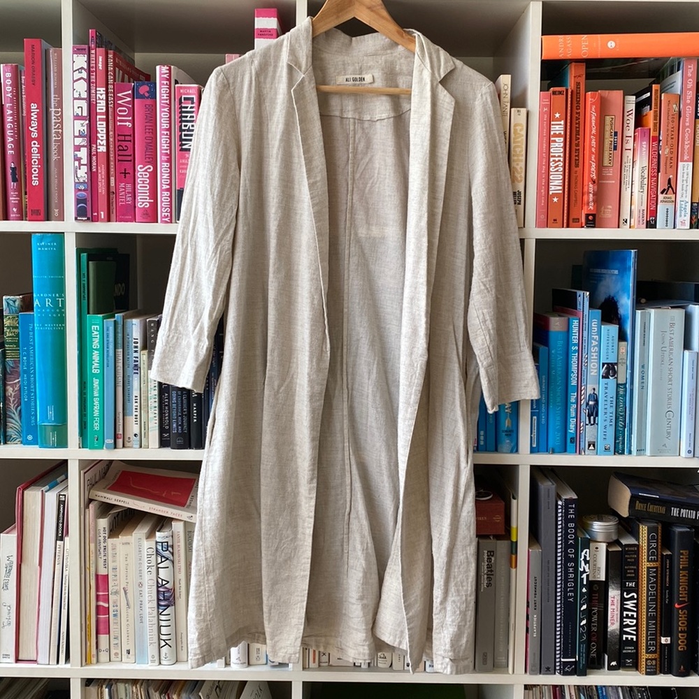 Elegant Beige Women's Coat